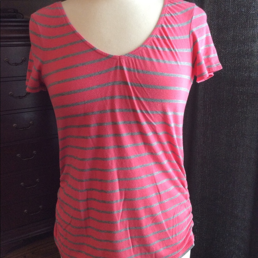 Nursing top size medium